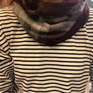 Burberry snood, purple plaid